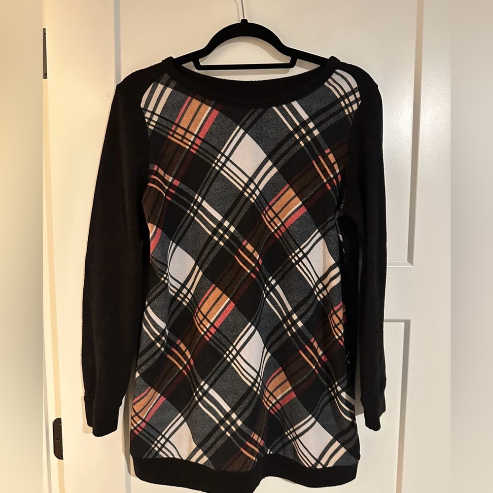 Large - Women's Plaid Lightweight Sweater